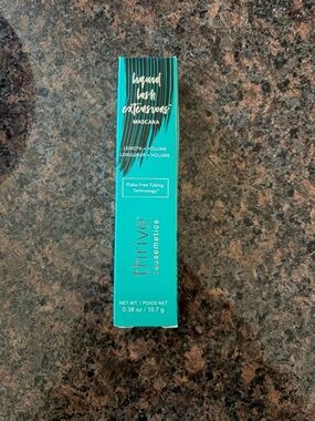 Thrive Causemetics Liquid Lash Extensions Mascara - Teal Packaging